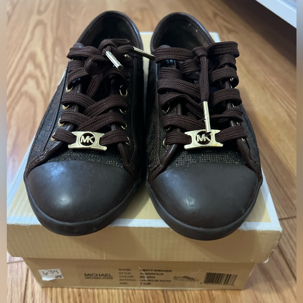 Michael kors  brown and gold sneakers .